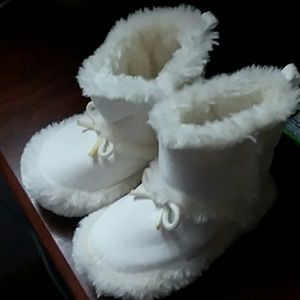 Brand new baby boots